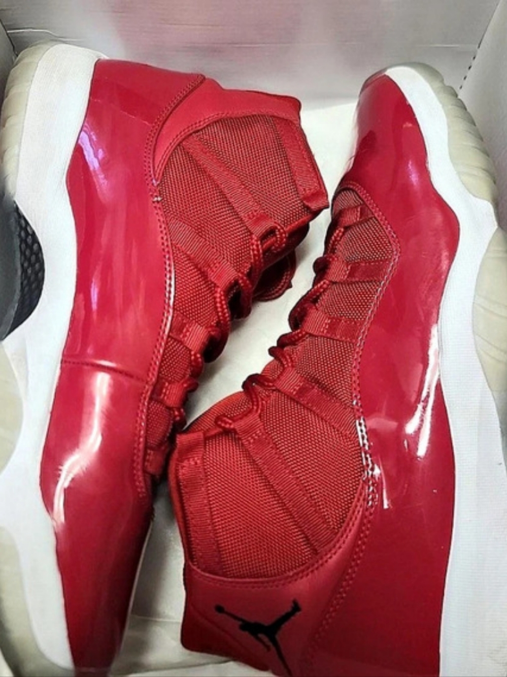 Jordan Air Jordan 11 Retro 'Win Like '96' Sneakers Red & White